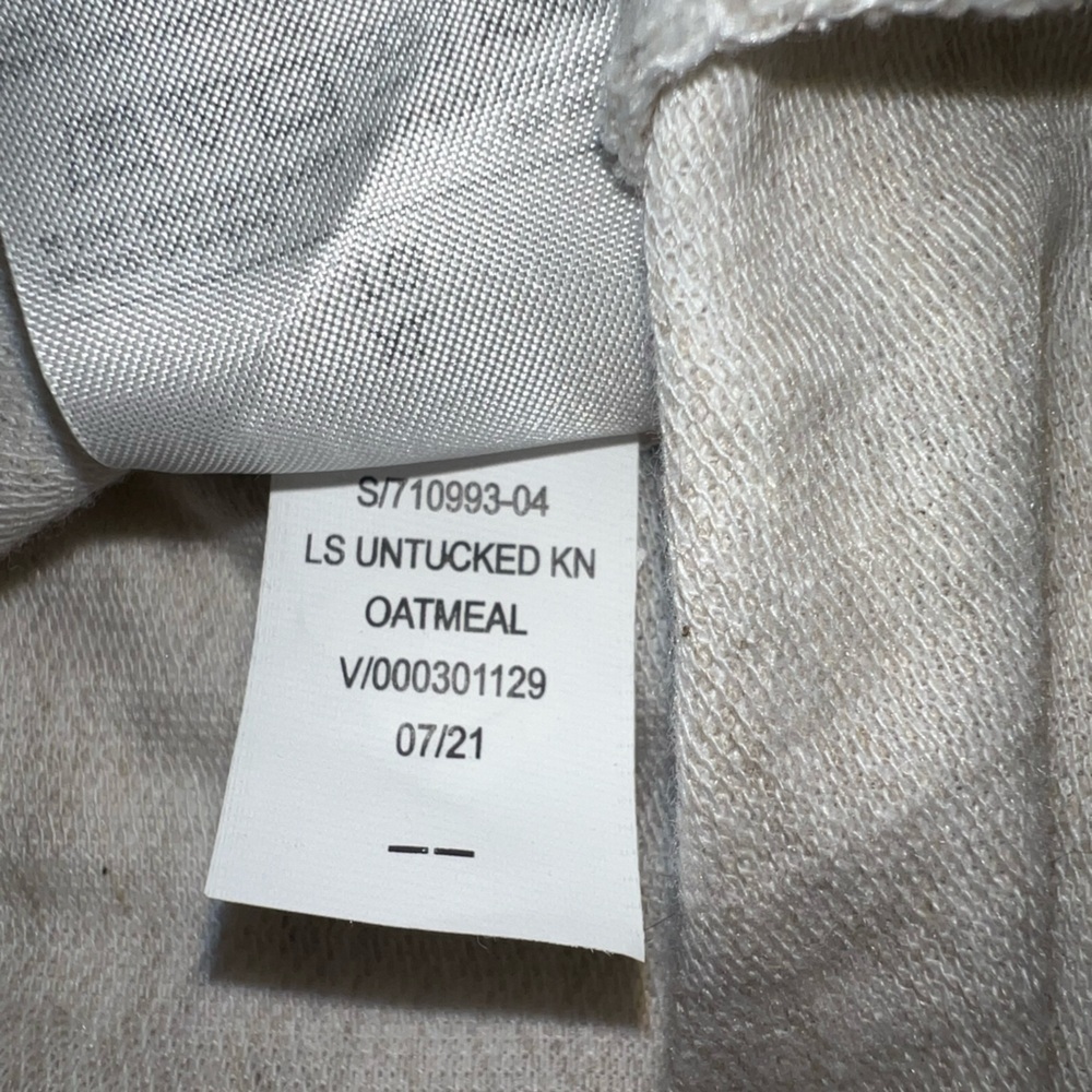 Banana republic, long sleeve button down, casual men’s shirt, large, oatmeal - Picture 5 of 9